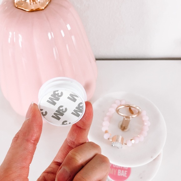 Posh is my Bae Poshmark Popsocket - Picture 2 of 3